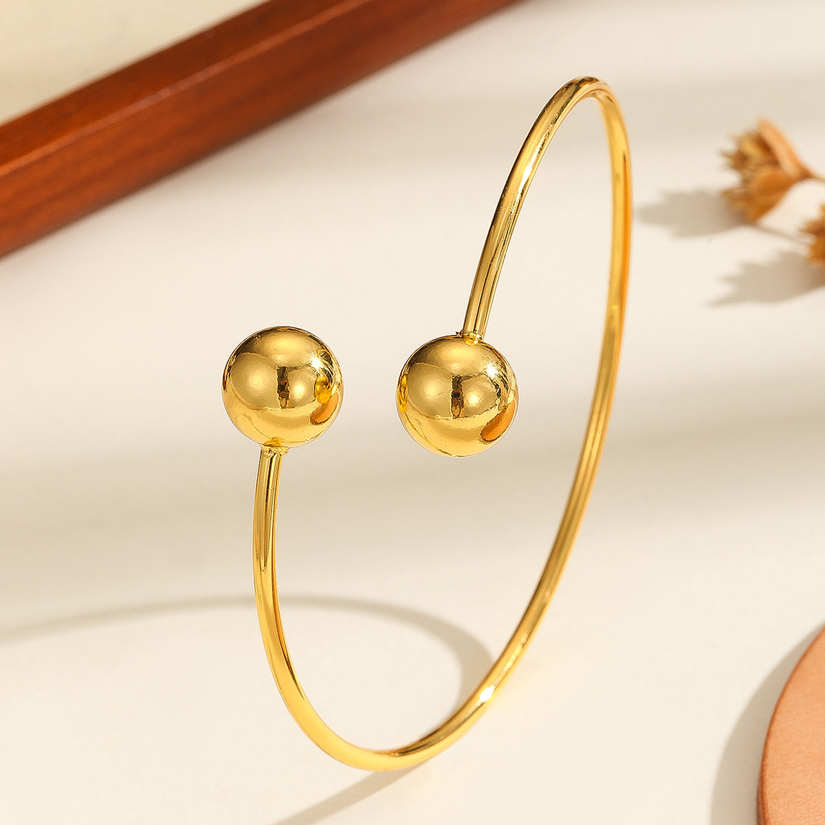 Plated 18k Gold Double Headed Bead Opening Bracelet