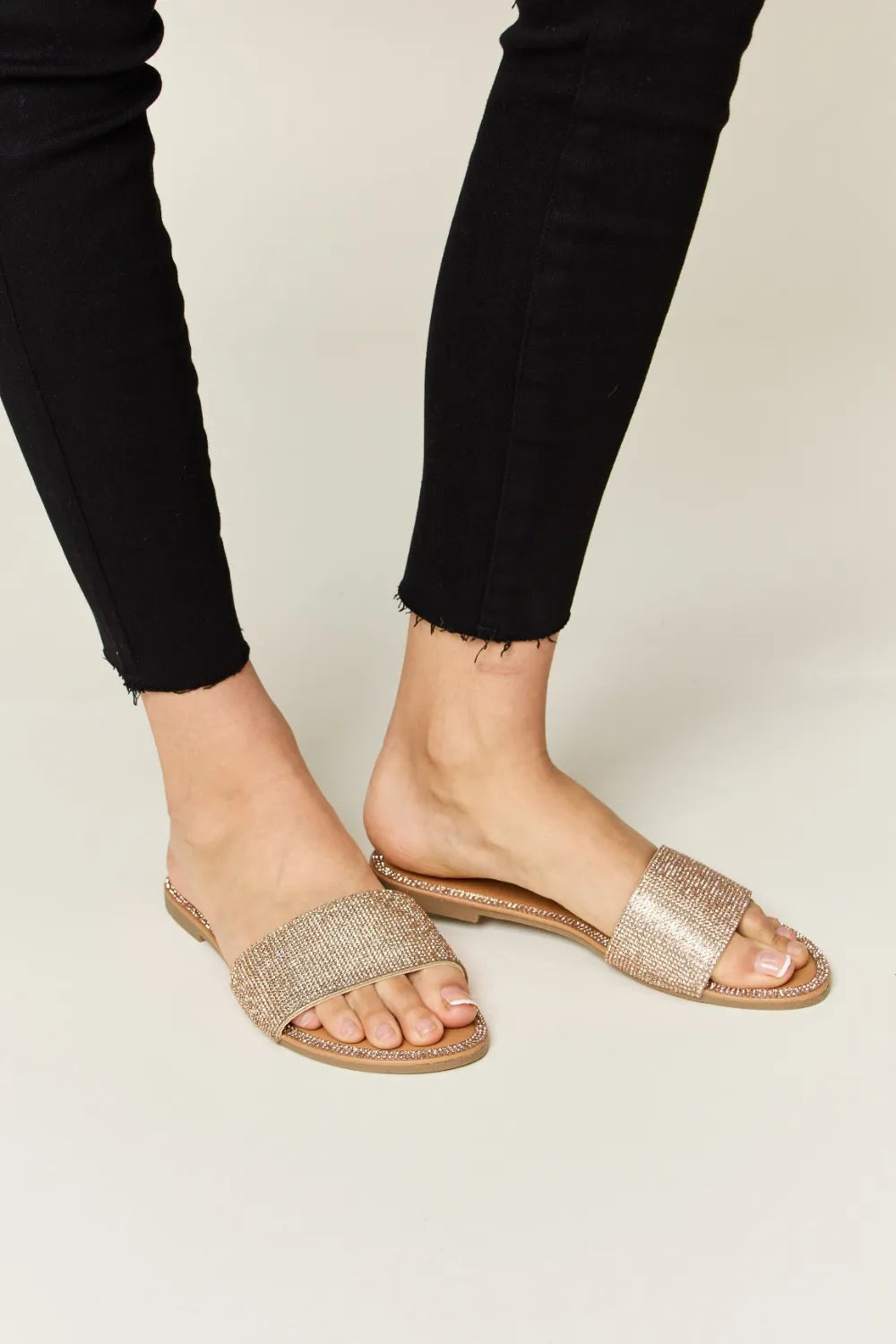WILD DIVA Rhinestone Open Toe Flat Sandals-Get You Some Sun