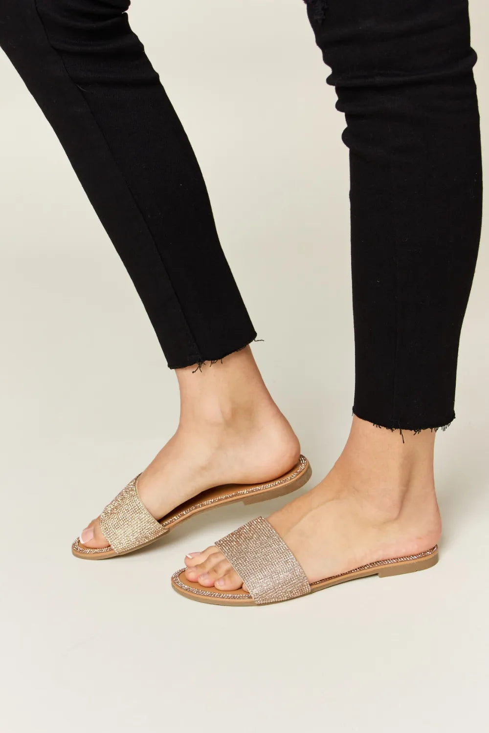 WILD DIVA Rhinestone Open Toe Flat Sandals-Get You Some Sun