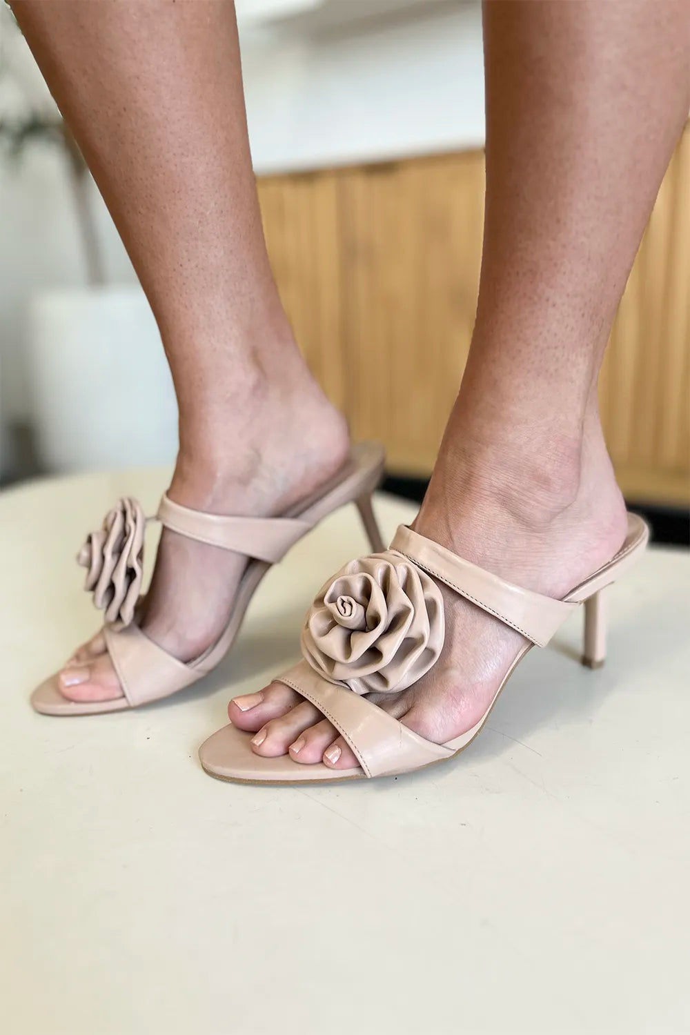 Weeboo Flower PU Leather Stiletto Heel Sandals-