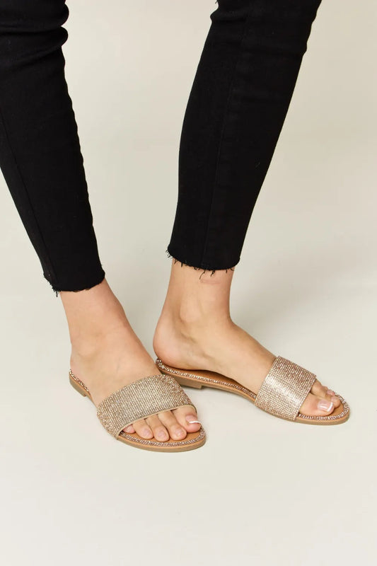 WILD DIVA Rhinestone Open Toe Flat Sandals-Get You Some Sun