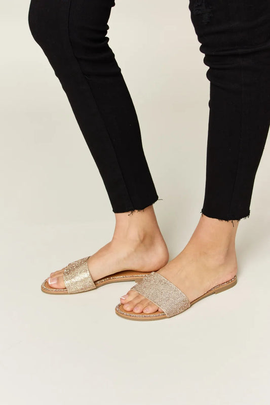 WILD DIVA Rhinestone Open Toe Flat Sandals-Get You Some Sun